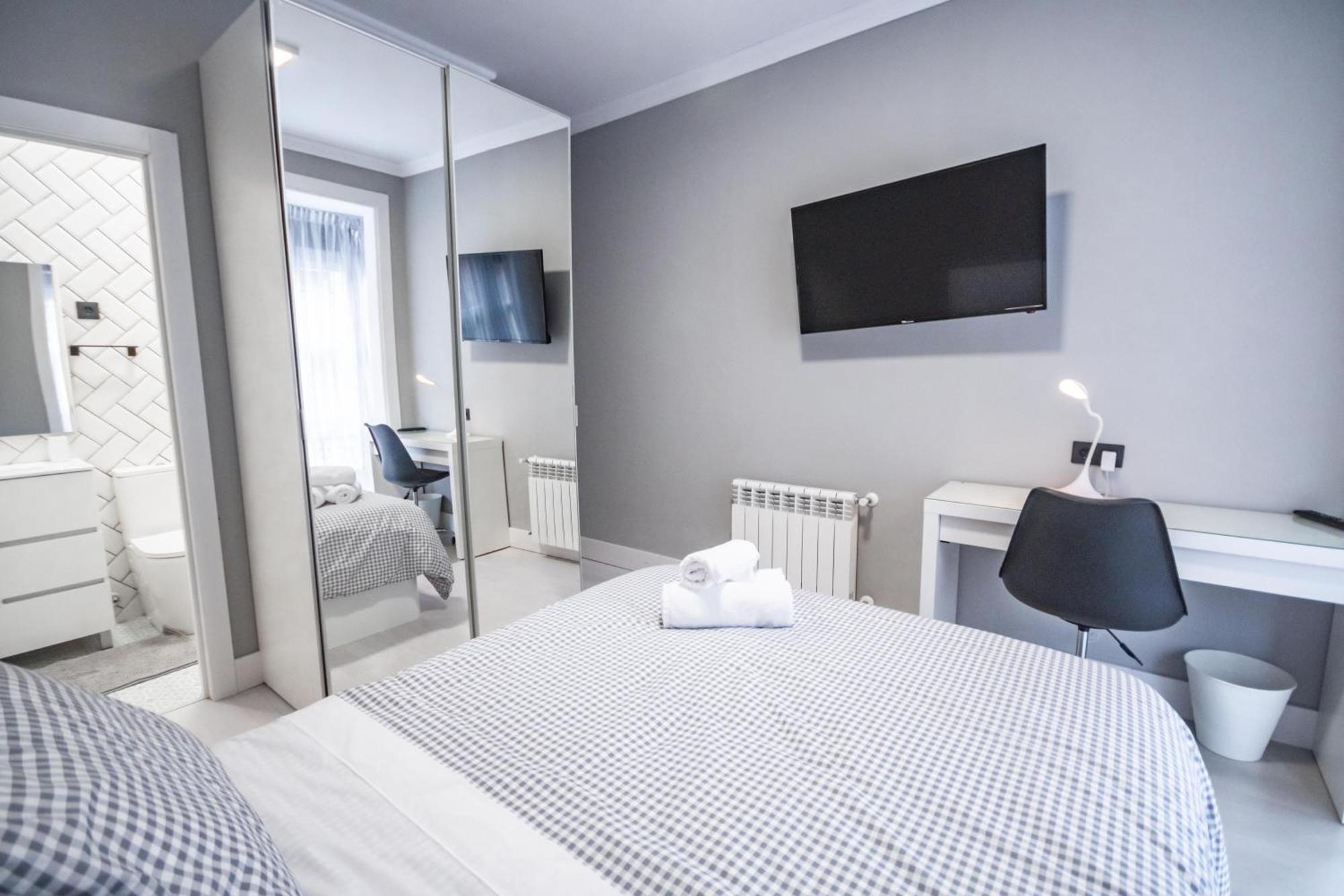 Gran Apartamento 6 Suites Bilbao Center Exterior photo